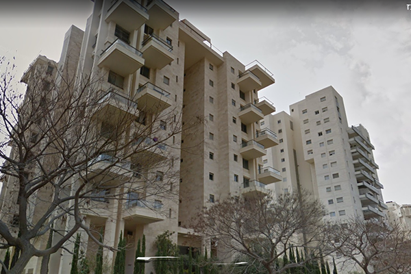 דירת 4 חדרים בחולון שווי מוערך: 3 מיליון ש"ח